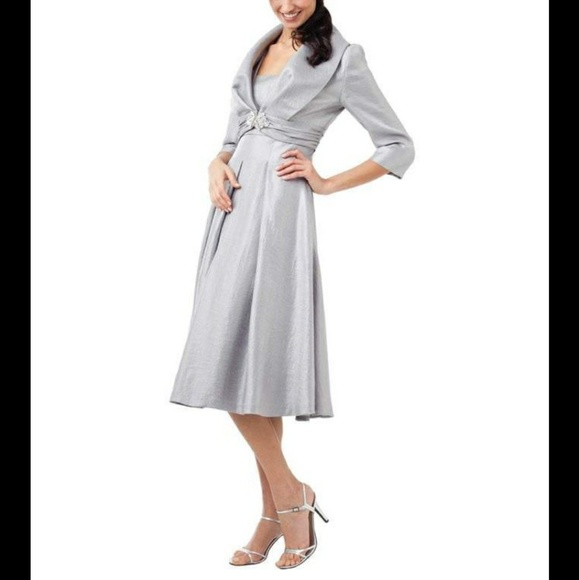 Adrianna Papell Dresses & Skirts - Adrianna Papell Satin A-Line Dress with Jacket
